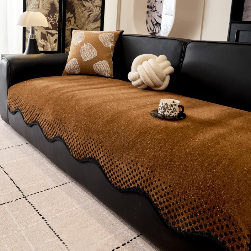 

Новая подушка для дивана нестандартной формы 2025 года, универсальная для всех сезонов, высококачественная кожаная подушка для дивана, фиксированный нескользящий чехол 90*70cm