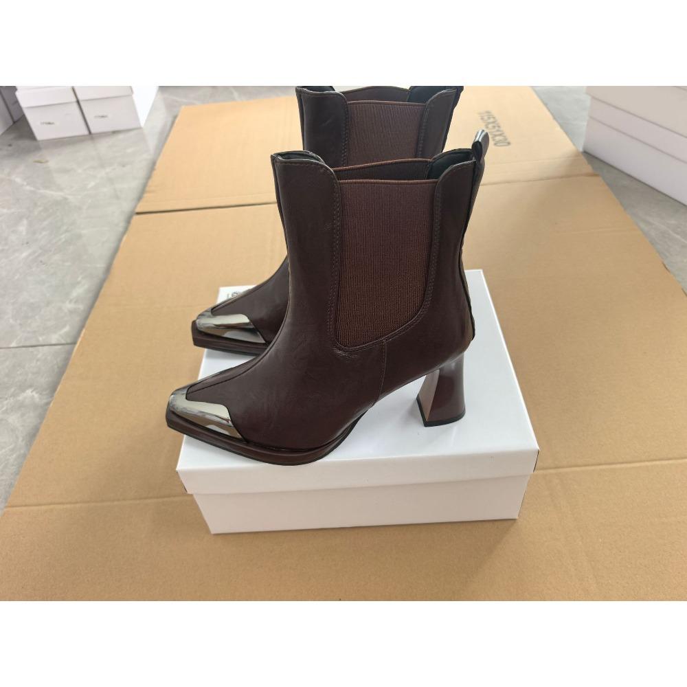 2025 Autumn and Winter New Arrivals Fashionable Pointed-Toe Ankle Boots for Women - High-Heeled Chunky Heel Metallic-Toe Caramel