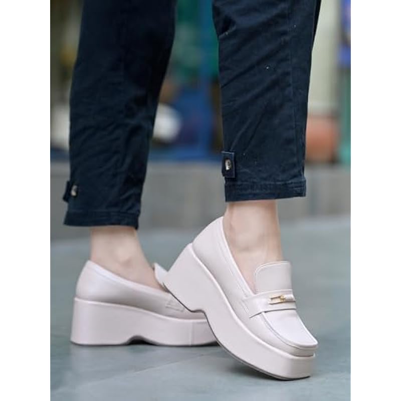 

Shoetopia Stylish Solid Buckle Detailed Beige Pumps For Women & Girls /Eu38 5 UK бежевый