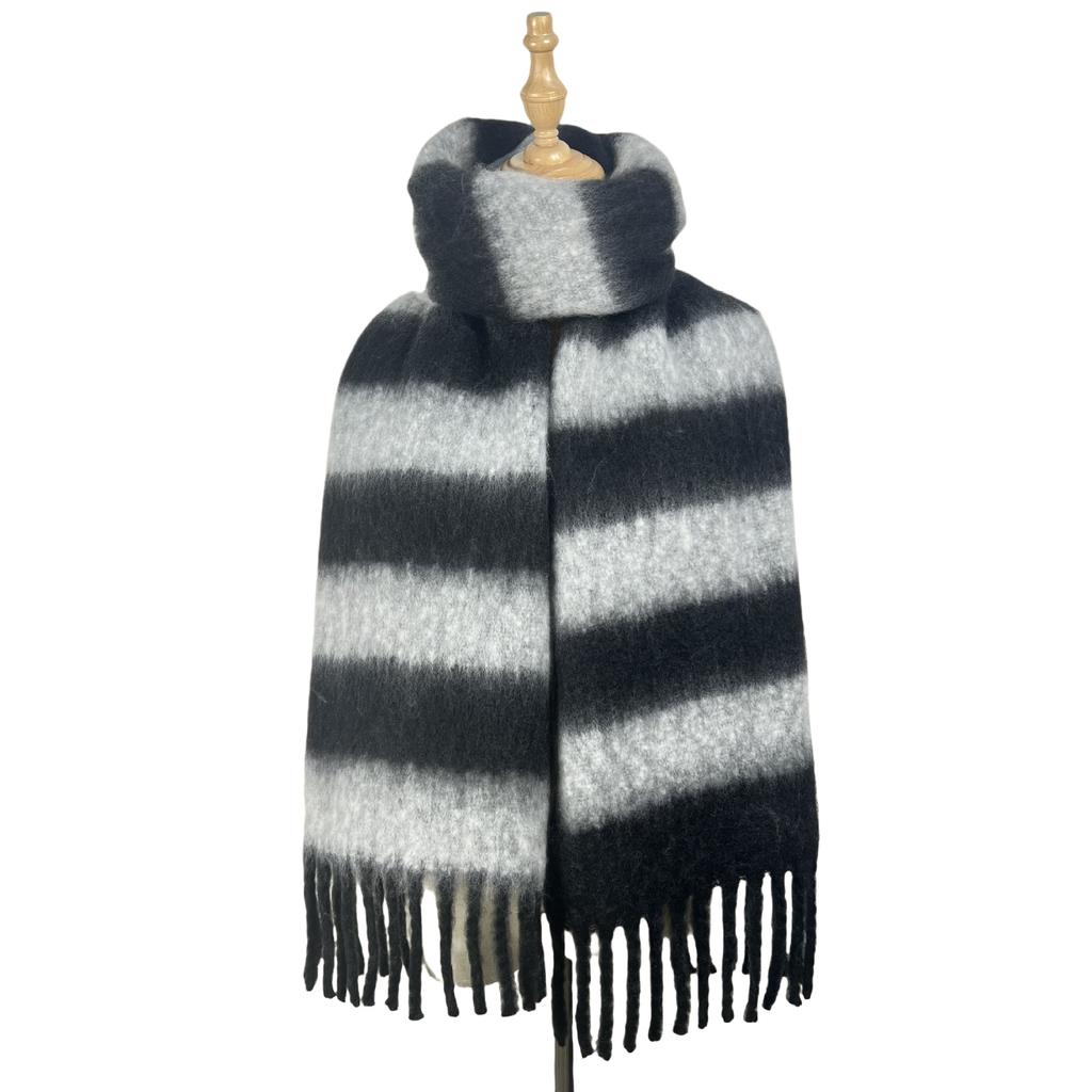 High Quality Wool Blend Striped Scarf Women Fall Winter New Thick Warm Muffler Female Simple Versatile Fashion Fringed Shawl