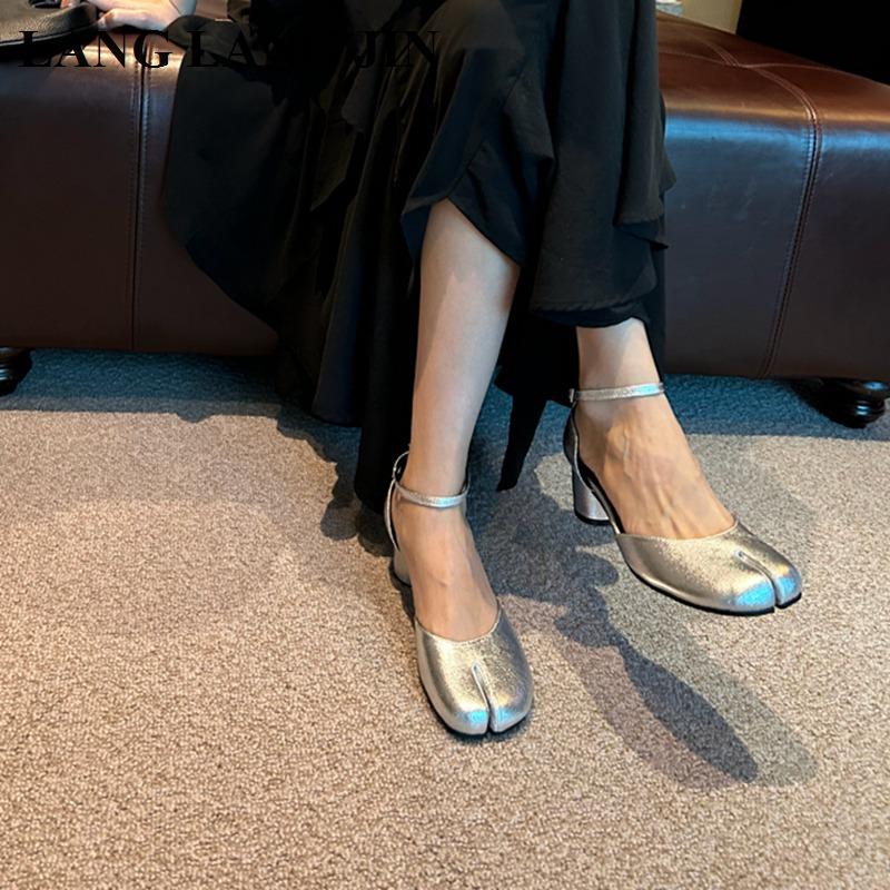 Women Split Toe Ninja Tabi Pumps Woman 5cm Heels Mary Janes Round Heels Shoes Buckle Strap Shallow Sandals Shoes For Party Mules