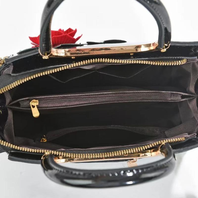 New Fashionable Large Capacity Single Shoulder Crossbody Bag with Painted Leather and Bright Flower finish