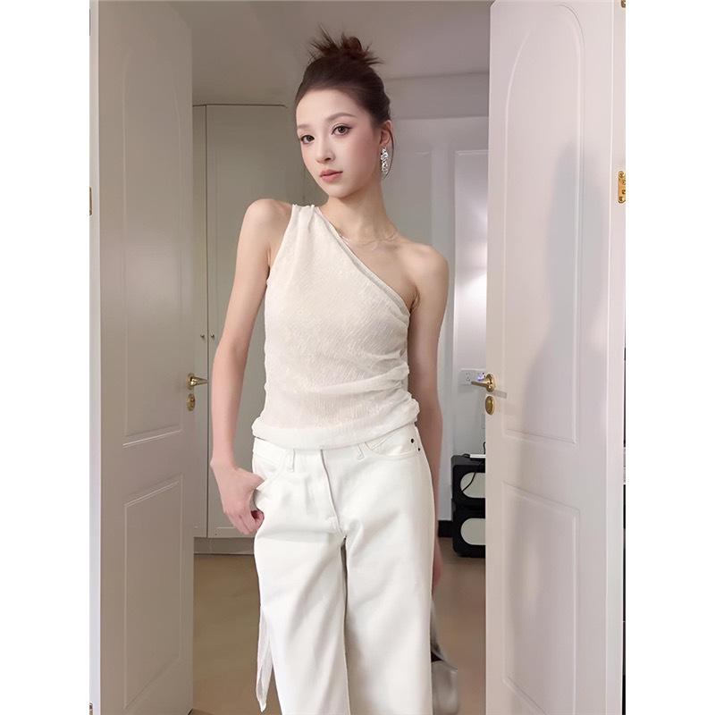 White Slanted Shoulder Sleeveless Single Shoulder Small Suspender Female Xia Ju Good-looking Vest Short Outer Irregular Streamer Top
