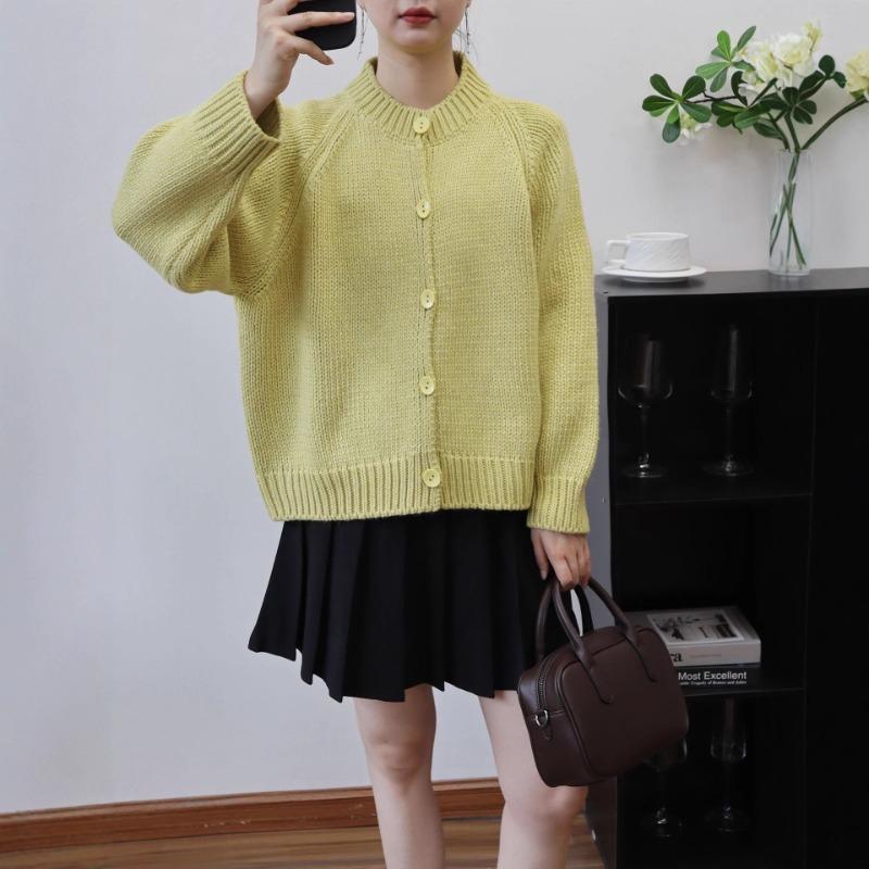 Autumn and winter new round neck loose lazy wind knitted cardigan solid color retro sweater jacket women