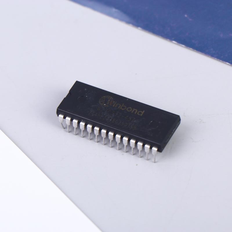 W27C512-45Z W27C512-45 Direct Insertion Dip28 W27C512-45Z W27E512-70 Dip-28 Memory Chip