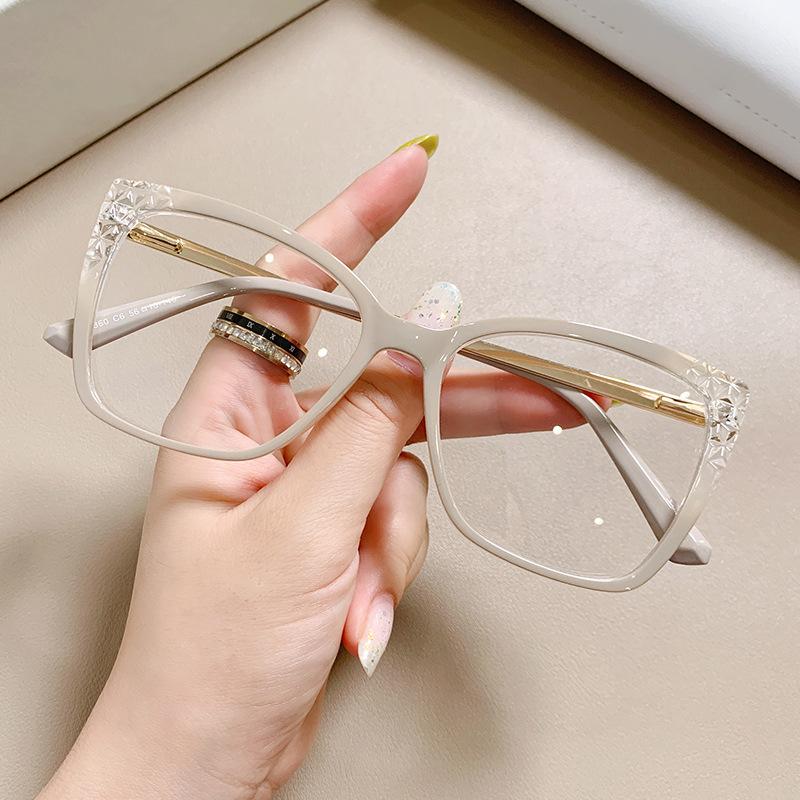 Vintage Fashion Hyperopia Reading Glasses Female Luxury Brand Oversized Square Eyeglasses Women Prescription Magnifying Glasses