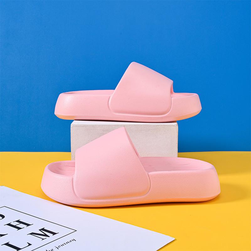 Comfortable Eva Cartoon Design Kid's Slippers For Boys And Girls Summer Wear