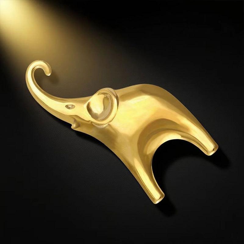 Stainless Steel Elephant Brooch Simple Atmosphere High-End Pin Temperament Personalized Clothing Accessories