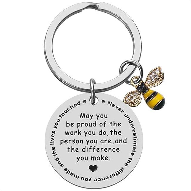 Thanksgiving Gift: Stainless Steel Keychain with Engraved Little Bee Pendant – Ideal Graduation Gift for Teachers