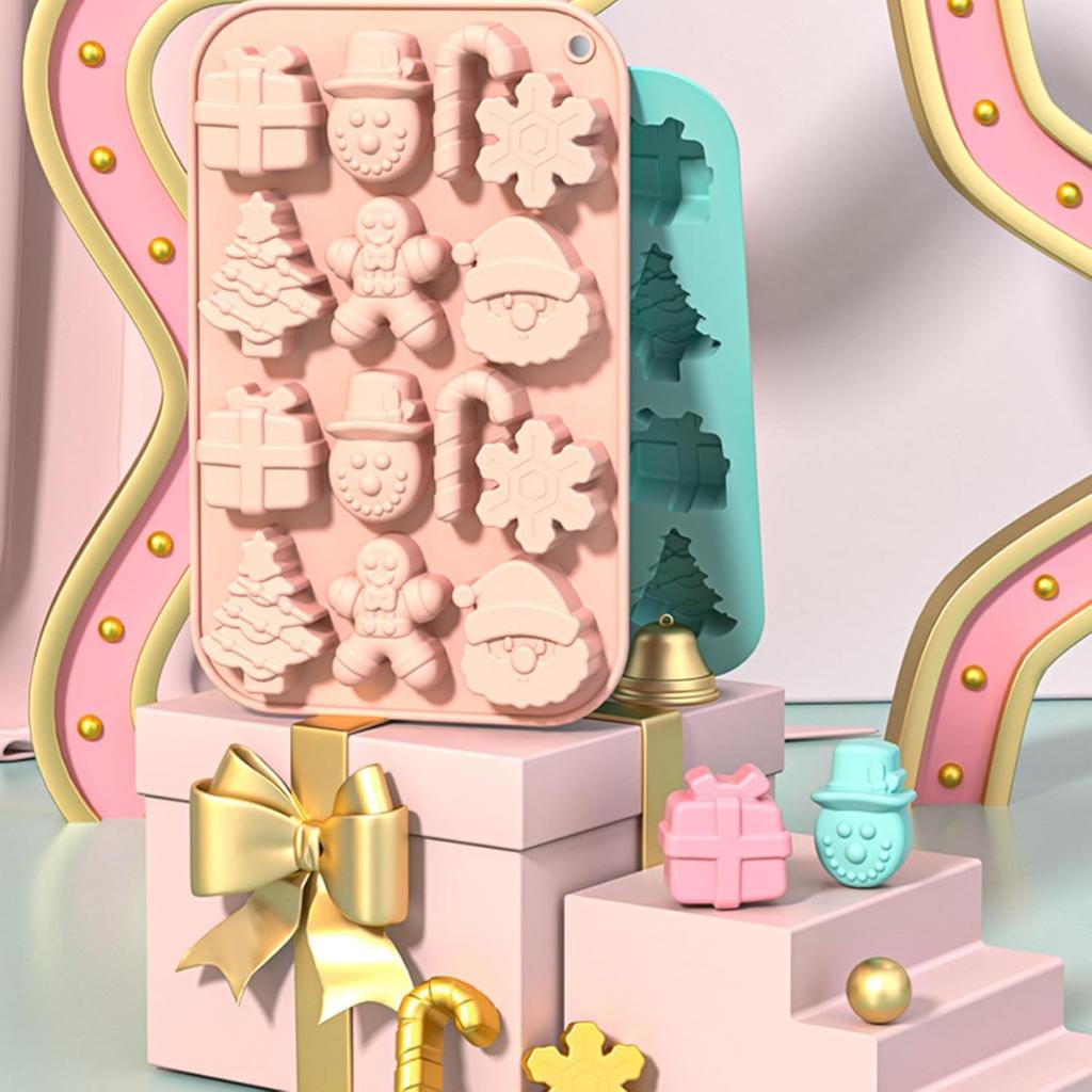 Christmas modeling silicone mold Christmas tree snowman Santa Claus candy chocolate cake baking candy jelly soap mold color 3PC