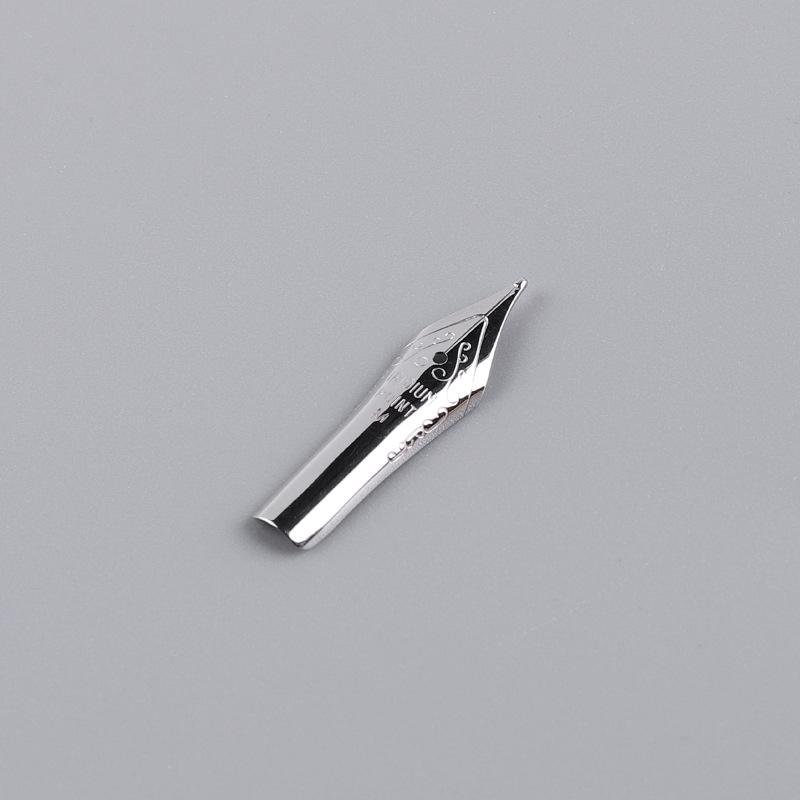 

Набор из 26 универсальных перьев для перьевых ручек: Ослепительные EF Титан, Черный F, Золотой M, Маленький изогнутый, и Каллиграфические изогнутые перья.