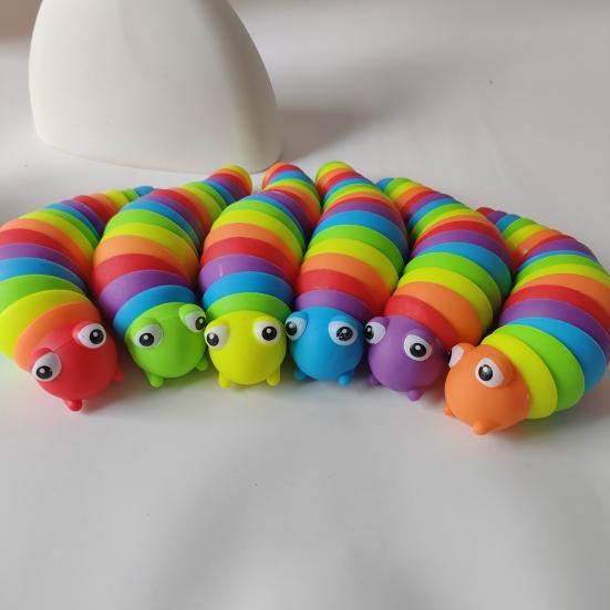 Stress Relief Slug Fidget Toy Articulated Stretch Caterpillar Sensory Toy Portable Travel Bendable Colorful Worm Toy Party Favors