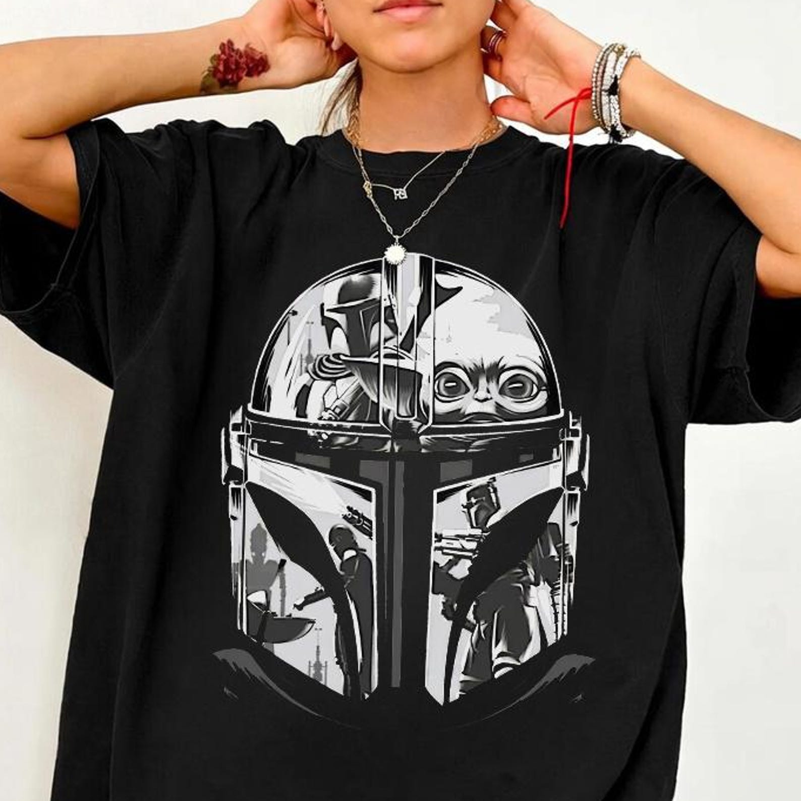 Vintage Mandalorian Helmet & Grogu Shirt - Mandalorian and Grogu Movie Shirt,Star Wars Tshirt,Grogu Sweatshirt 4XL