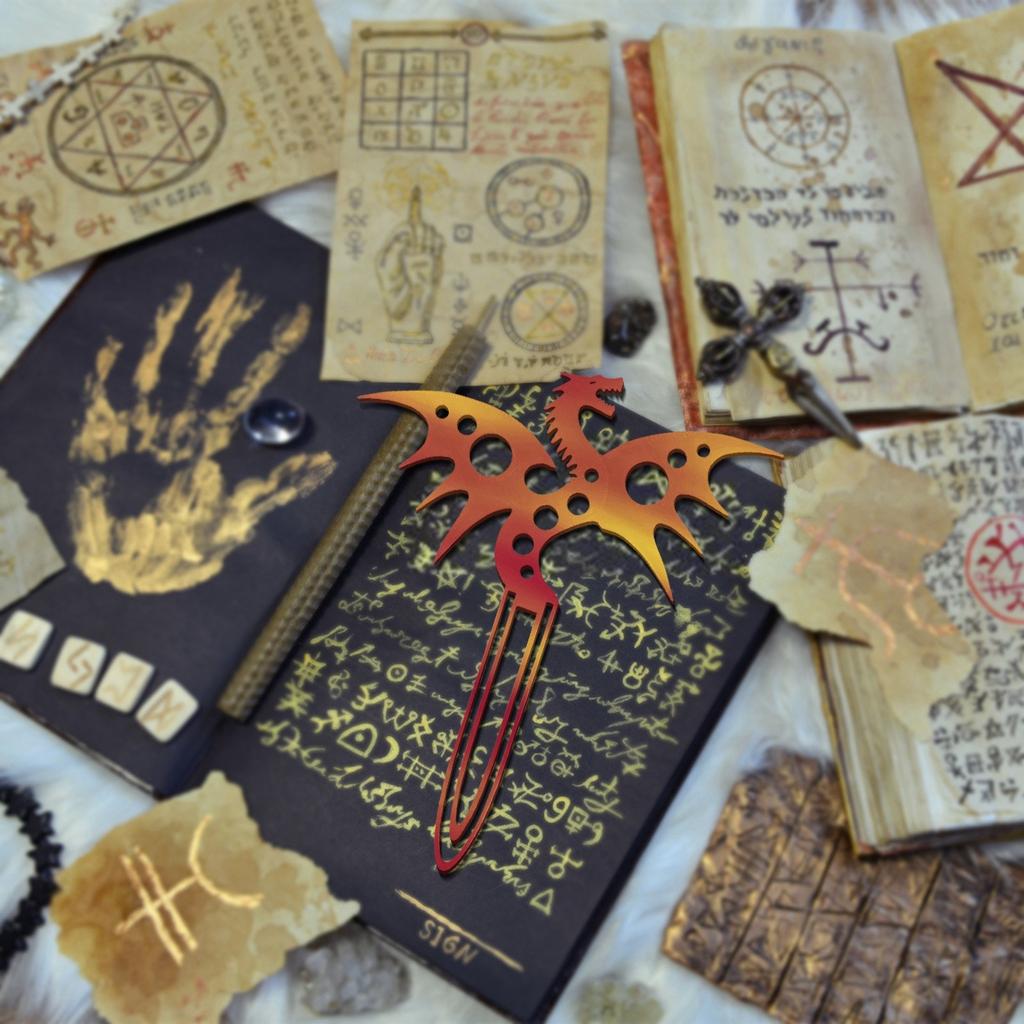 3D Printed Spotted Dragon Bookmark Super Invincible Abstract Creative Ornaments Decorative For Book