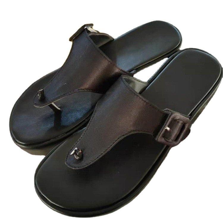 Cool Slippers Women's Foreign Trade New European and American Large Size Beach Shoes Muffin and Casual Low-top Toe Pink Slippers