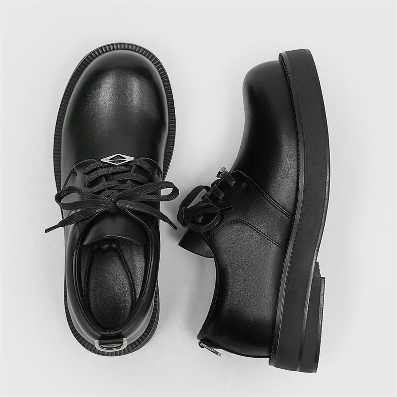 2024 New Lace up Men Casual Leather Shoes Outdoor Antiskid Thick Bottom Shoes High Quality Men Classic Casual Work Oxford Shoes