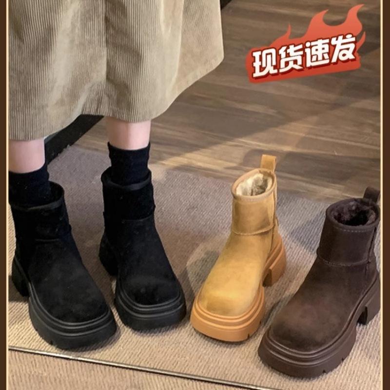 Leather Short Boots Women's Autumn 2025 New Boots Wear Velvet Thermal Cotton Shoes Platform-soled Versatile Snow Boots