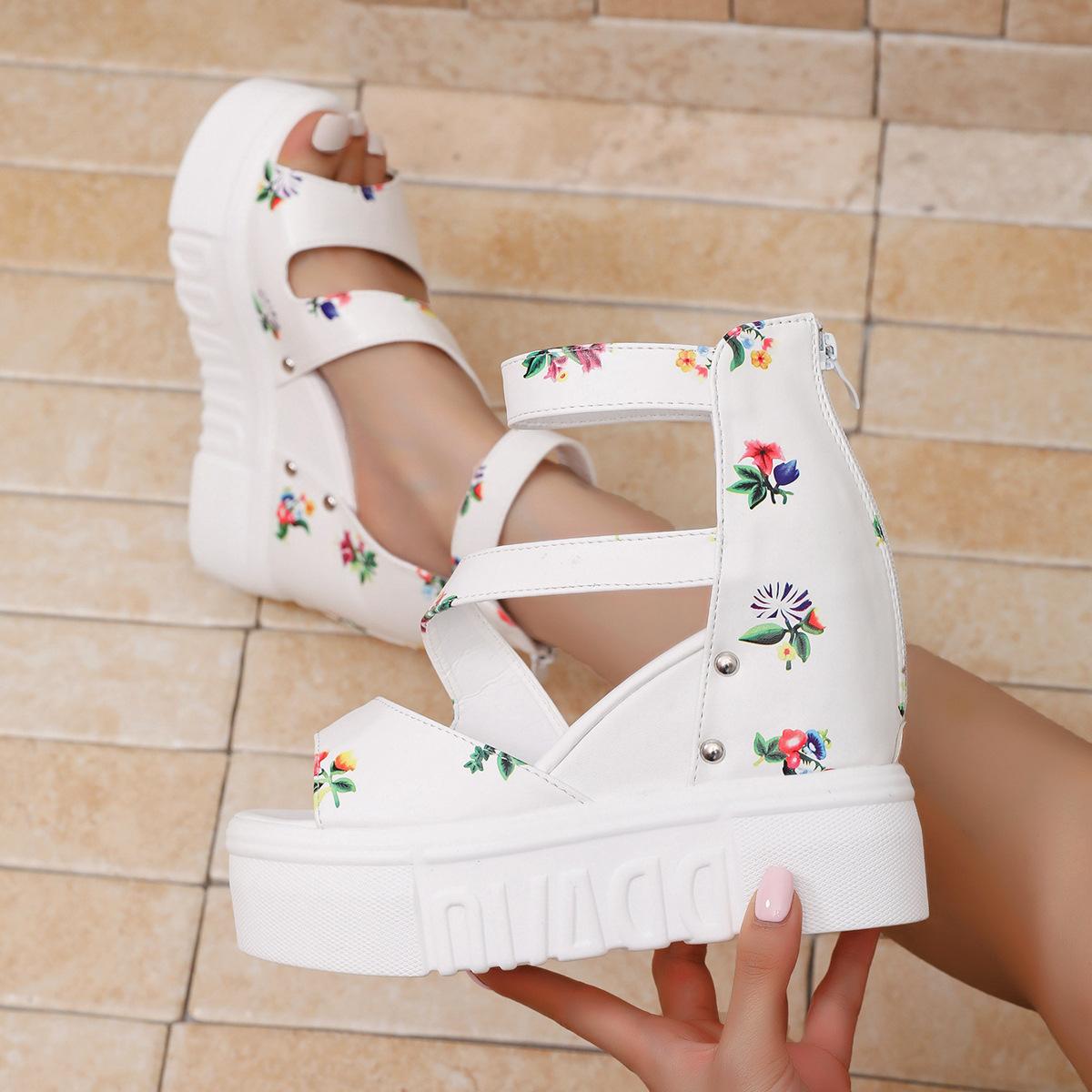 

2025 лето новые римские сандалии женские высокий каблук цветочная шнуровка каблук маффин танкетка каблук с открытым носком большой размер женская обувь в наличии 42 белый