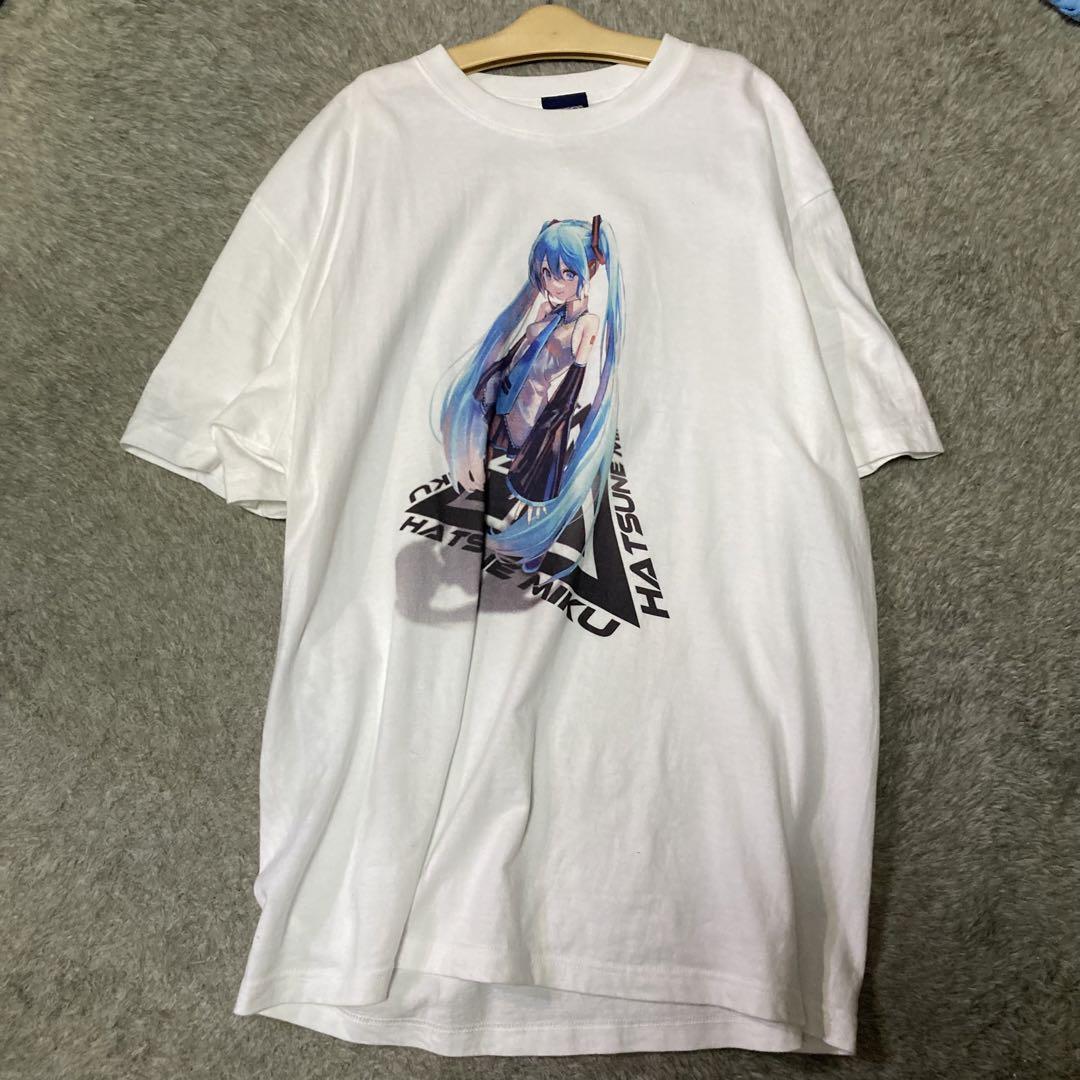 

[USED] Anime T-shirt Hatsune Miku COSPA