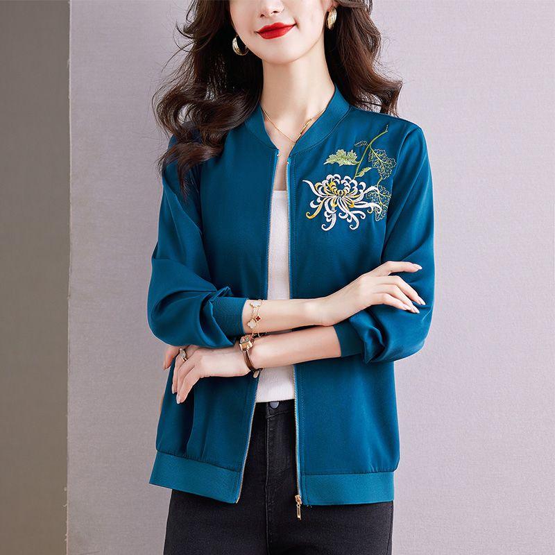 High-grade Embroidery Simulation Silk Short Jacket, Fashion Loose Mom Jacket, Spring and Fall New Embroidery Jacket