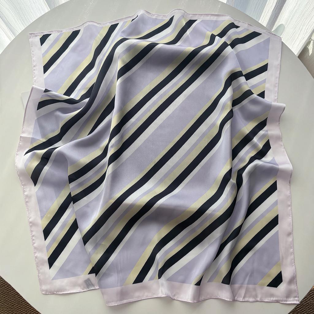 Damen quadratischer Schal Seidenimitat Blumendruck Halstuch Bandana Damen Schal Tücher Wickel Kopf Haarband Krawatten
