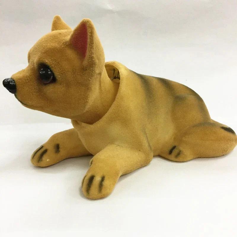 Bildukke Husky Beagle St Bernard Shepherd Riste på hodet Hundedekorasjon Bilinteriørdekorasjon Søt Kreativ Gave Bordplate Ornament