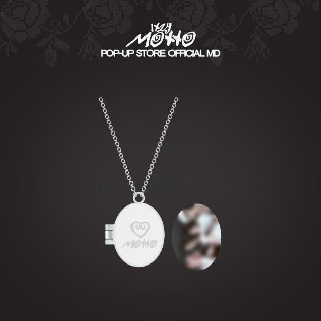 Предзаказ гравированного кулона-ожерелья из магазина itzy Motto POP-UP
