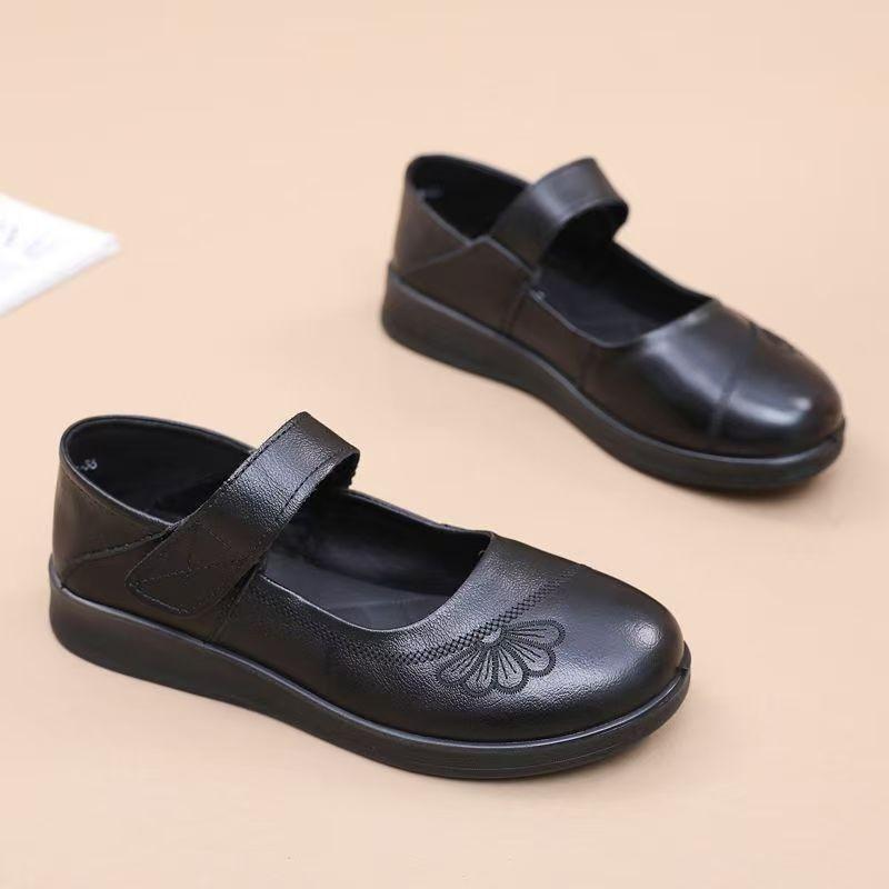 

Осенние модные туфли-лодочки с неглубоким вырезом, женские туфли для среднего и пожилого возраста, плоские кожаные туфли, нескользящие, удобные маленькие кожаные туфли 40 чёрный