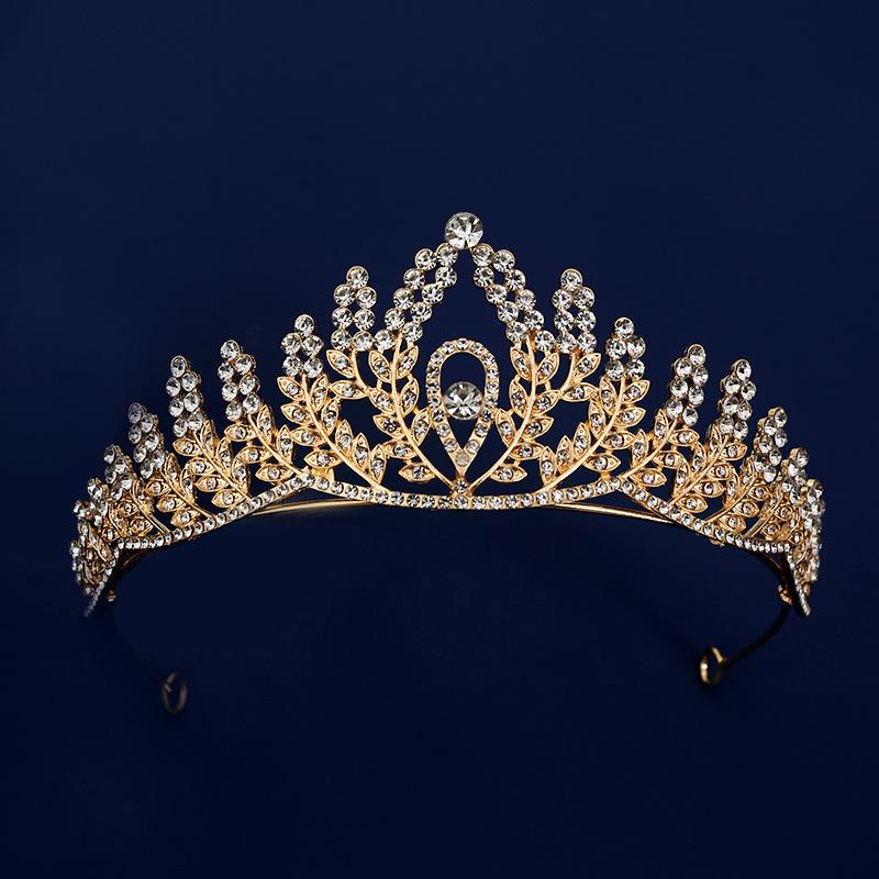 

Невеста Свадебная тиара Сплав Стразы Головная повязка Аксессуары для волос День рождения Вечеринка Представление Корона Фотография Принцесса Корона Ювелирные изделия