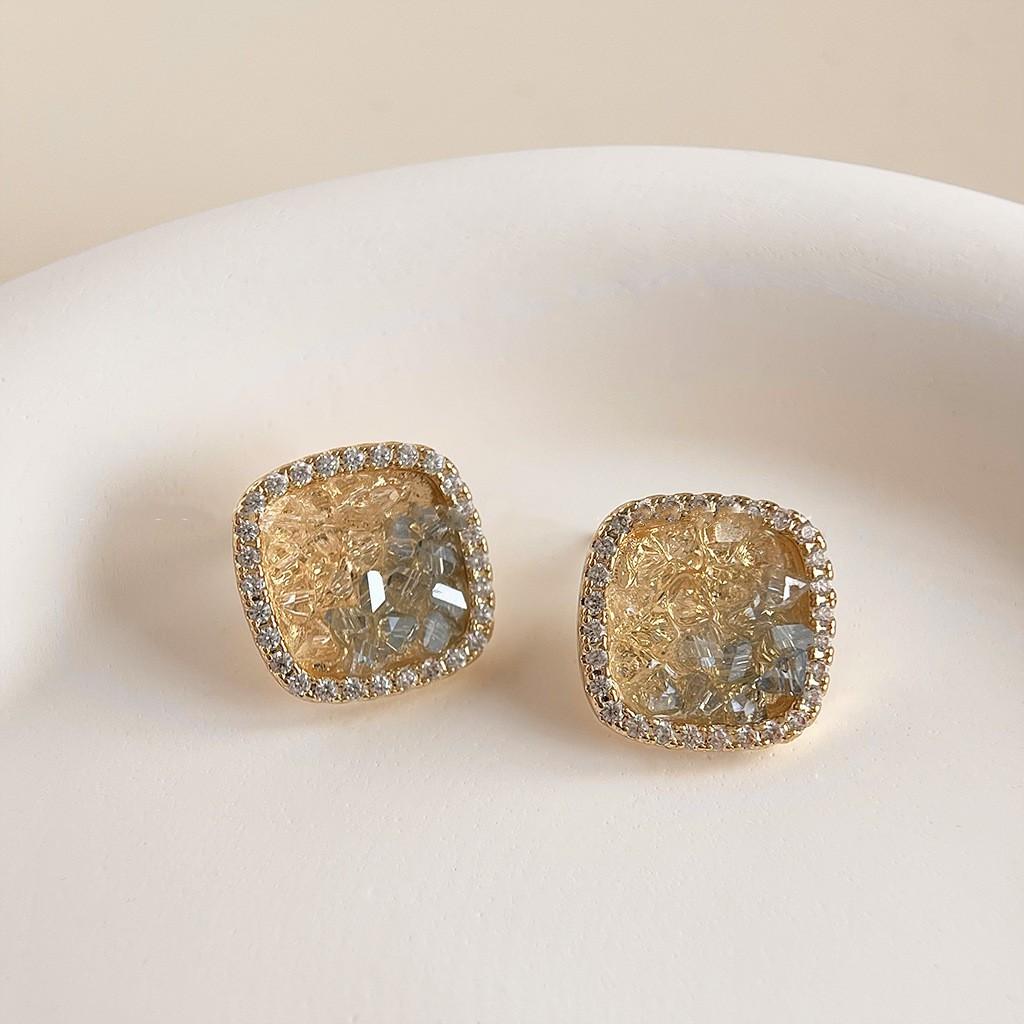 Farbverlaufskristall-Blumenohrringe, Ohrringe im süßen Waldstil, leichter Luxus, hochwertige und elegante Ohrringe für Frauen