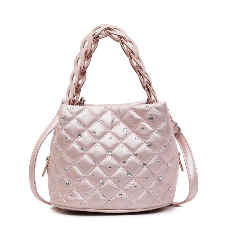 Large Capacity Bag Women's New Diamond Niche Design Shoulder Messenger Bag Commuter Bag Bucket Bag