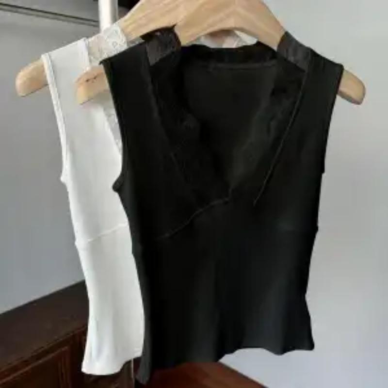 Women's Ribbed Lace V-Neck Tank Top Built-In Bra Sleeveless Slim-Fit Vest