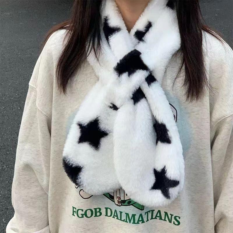 

Coward savior ins student star rabbit fur plush scarf winter warmth Japanese women s cross fur collar scarf