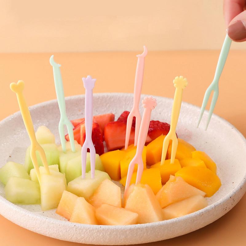 50Pcs/Set Fruit Fork Candy Color Mini Fruit Picks Plastic Snack Dessert Forks