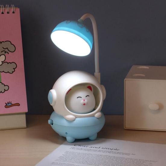 Cartoon Astronaut Cat Desk Lamp USB Rechargeable Flexible Gooseneck Table Reading Light Home Office Bedroom Bedside Night Light