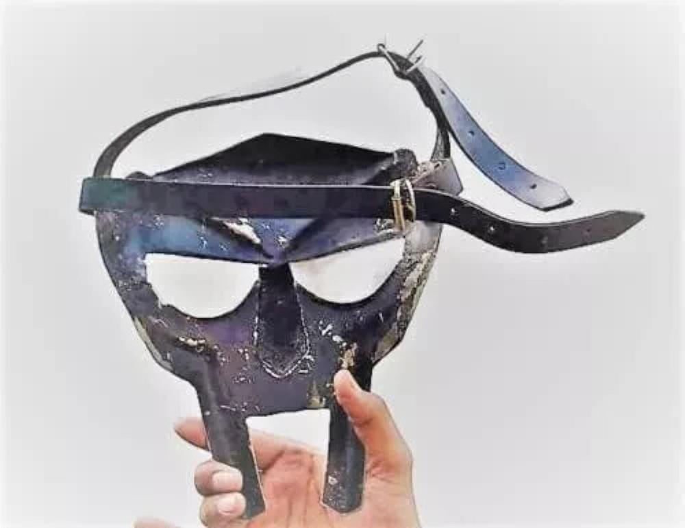 

MF Doom Маска Гладиатора Безумный Злодей 18G Мягкая Сталь Лицевая Броня Реплика Хэллоуин M аэро