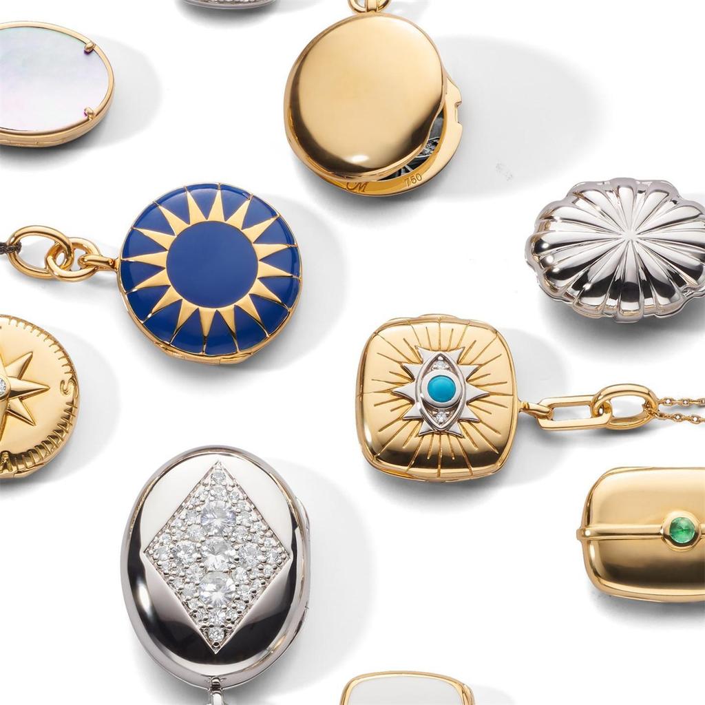 Retro Style Circular Opening and Closing Photo Album Mother's Day Gift Photo Box Oval Square Necklace Pendant for Women