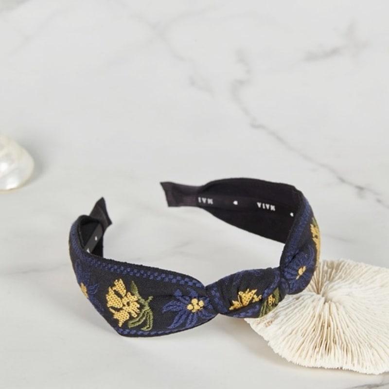

MAIA Floral Jacquard Hairband - Knot Navy Knot Navy