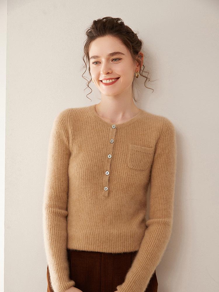 Women's Cashmere Ribbed Pullover Sweater – Round Neck with Buttons and Pockets, Autumn/Winter Collection