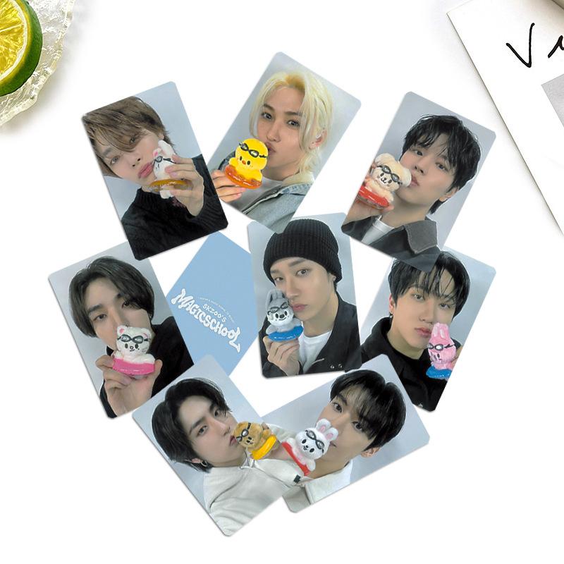 8Pcs Stray Kids Lomo Card Skzoo Doit Small Card Postcard Felix Bangchan Peripheral Collection Card Set