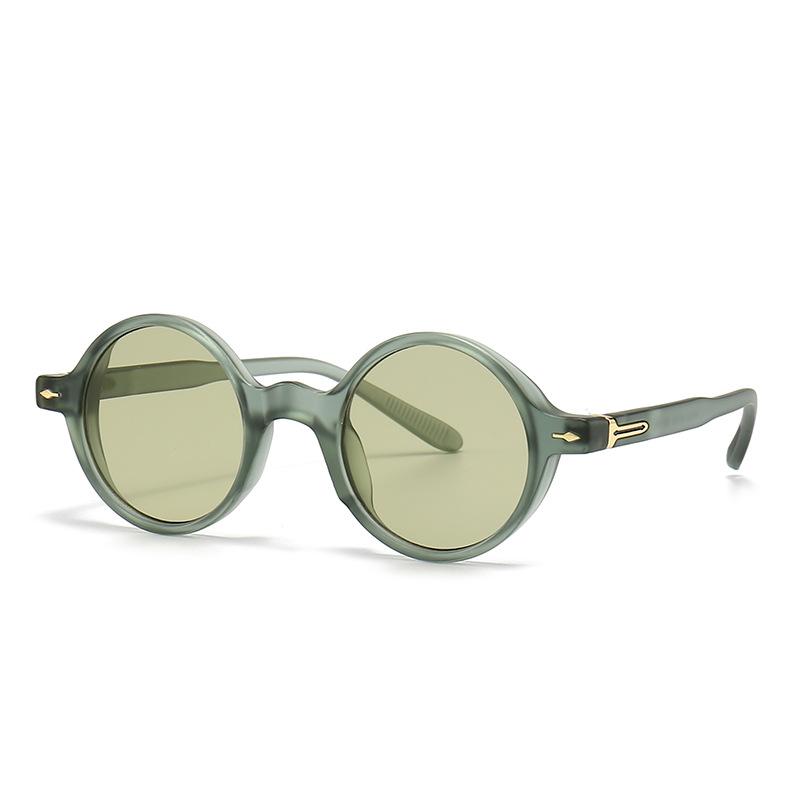 

Vintage Round Rivet Sunglasses Women For Men Fashion Luxury Brand Designer Punk Small Frame Sun Glasses Trendy Driving Shades As the picture
