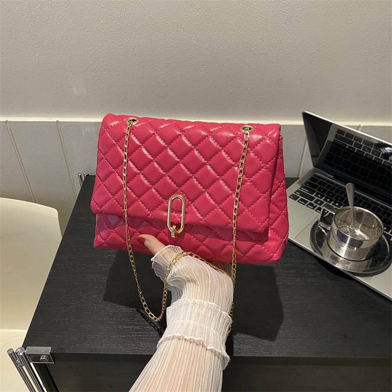 Chic Fashionable Retro Crossbody Bag Summer 2023 Stylish Simple Shoulder Bag