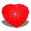 Parapluie coeur rouge romantique mariage