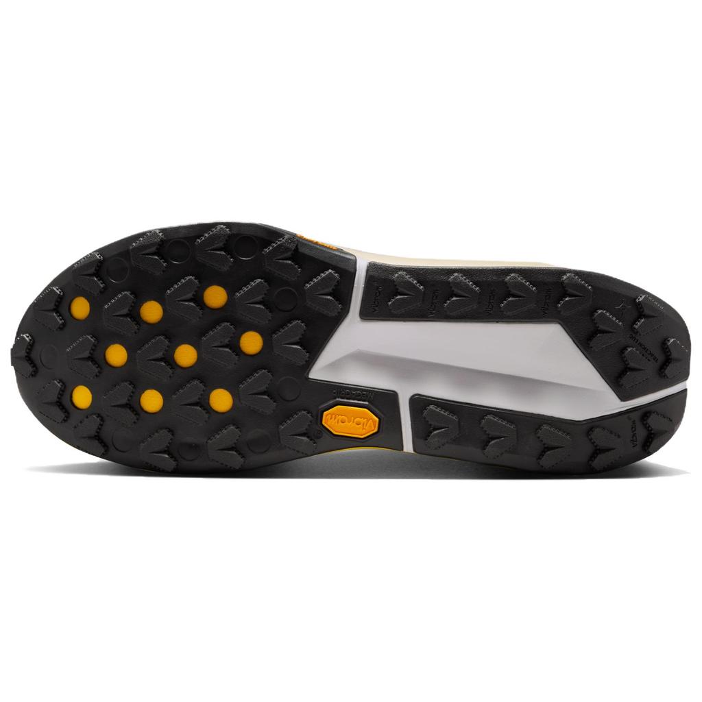 Nike Zegama 2 Lightning Saturn Gold Men Sneakers Yellow Alabaster Medium-Ash FD5190-700