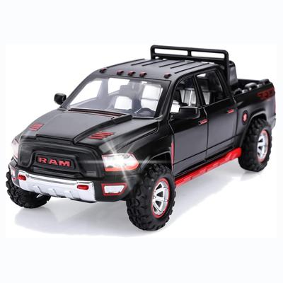 1:32 zabawkowe ciężarówki dla chłopców RAM TRX 1500 odlewany metal ciężarówka typu pickup zabawki wycofać modele samochodów ze światłem i dźwiękiem dla dzieci w wieku 3-7 lat