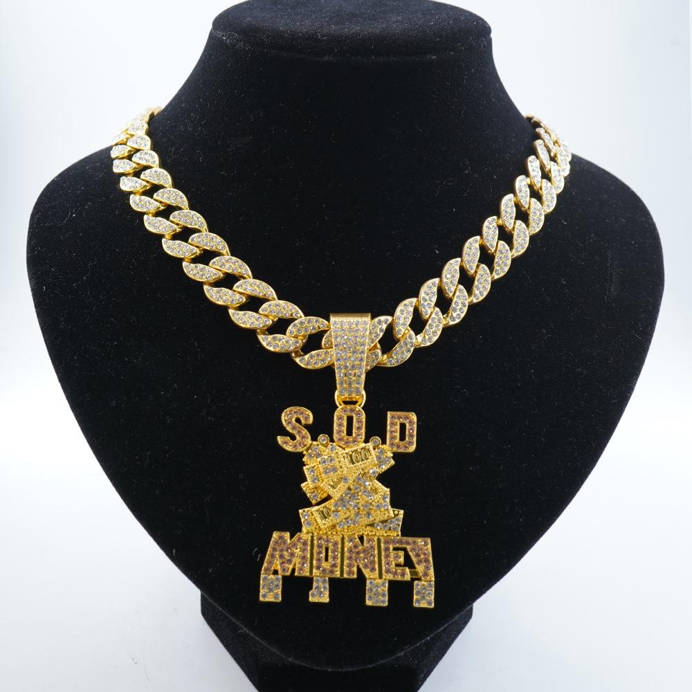 Cross-border hot-selling exaggerated cool pendant punk hip-hop men's necklace Cuban chain accessories