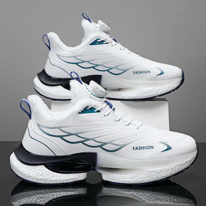 New winter cotton shoes piled and thickened sports cotton shoes to keep warm