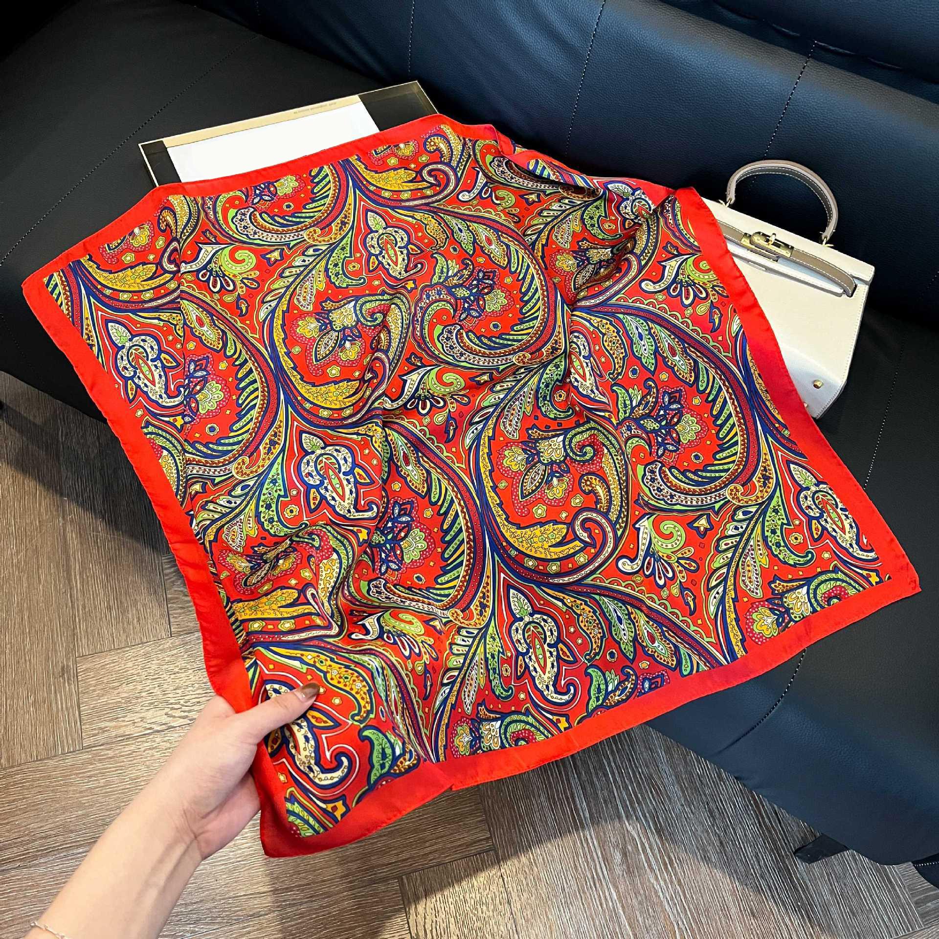 

2026 New Paisley Print Shawl Square Scarf for Women Wraps Neckerchief Female Hair Bands Ribbon Headband Bandana 70x70CM