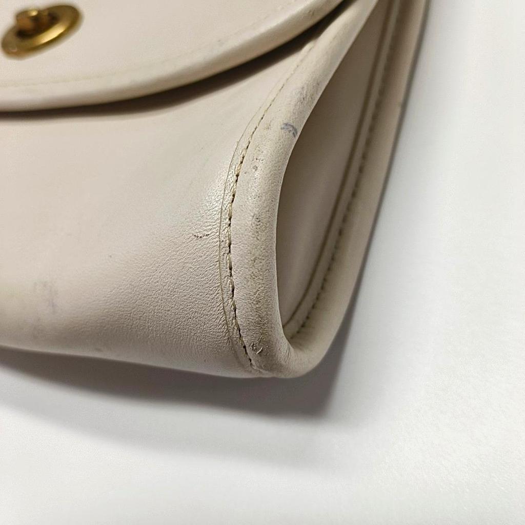 [Pre-Owned] White Leather Crossbody Bag - Good #1NDP2CG