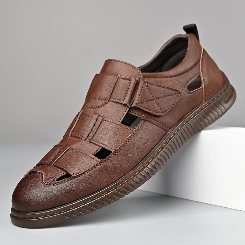 Leather sandals men's 2025 middle-aged and elderly summer breathable hollow hole shoes bag head casual child 2025